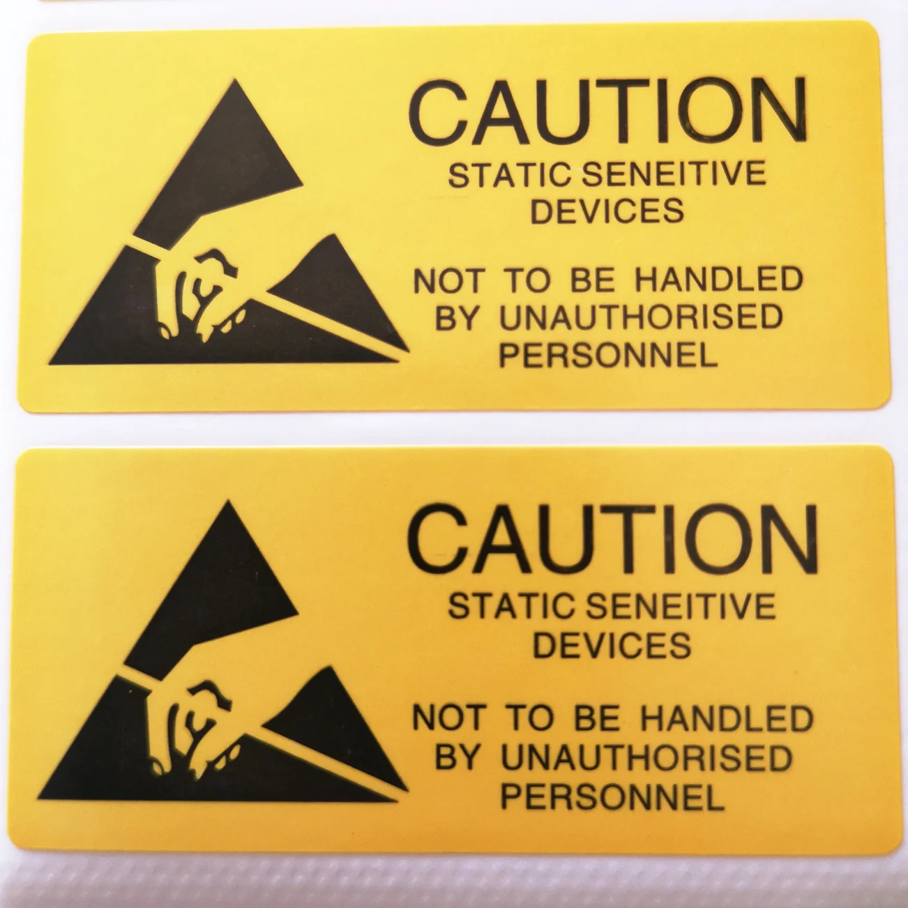 300 pcs/lot 55x25mm CAUTION STATIC SENSITIVE DEVICES Self-adhesive label sticker Item no. CA30 Free shipping