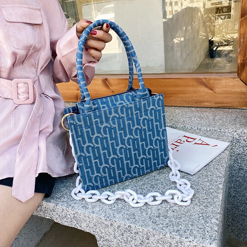 

Acrylic Chains Fashion Hand Bags For Women 2020 Large Capacity Print Shopping Tote Bag Luxury Designer Ladies Shoulder Bag Purse