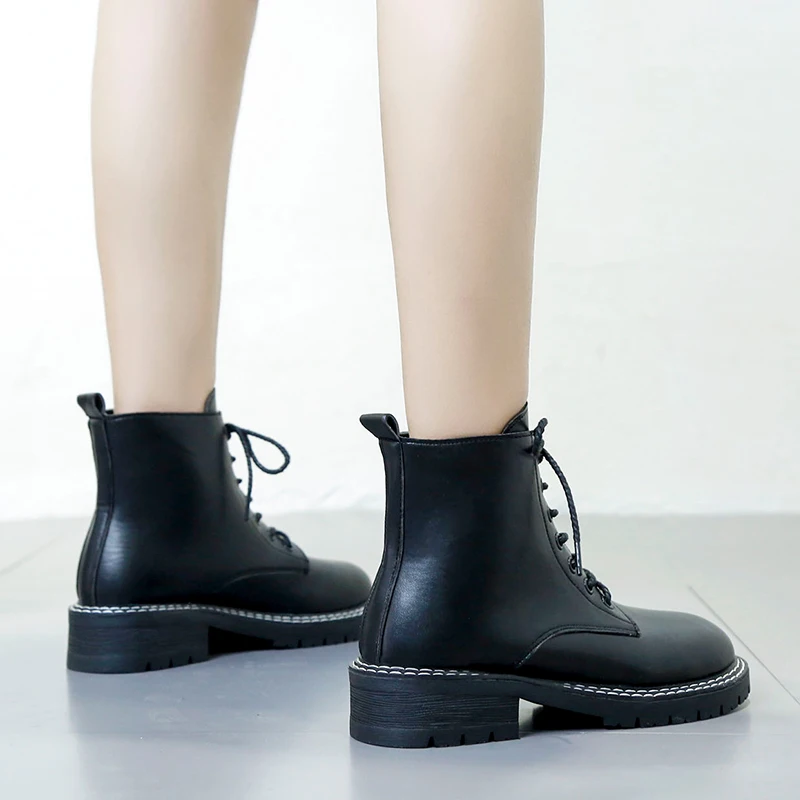 Bootee/ г.; женские ботинки до середины икры с круглым носком; женская обувь; ботинки на низком каблуке со шнуровкой; роскошные дизайнерские зимние сапоги на резиновой подошве
