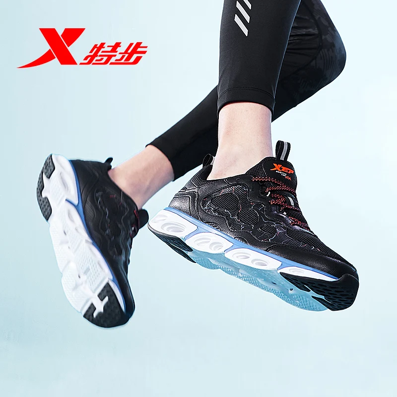 XTEP реактивная катушка Мужская обувь для бега дышащий светильник сетчатые