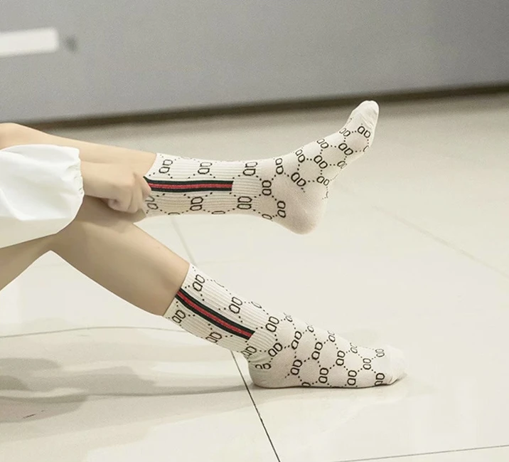 Kawaii вышитые выразительные женские носки хлопок Harajuku счастливые забавные Женские