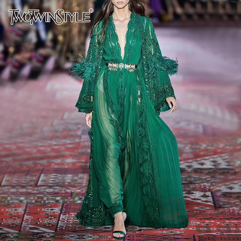 Женское кружевное платье TWOTWINSTYLE белое с кисточками v-образным вырезом длинными