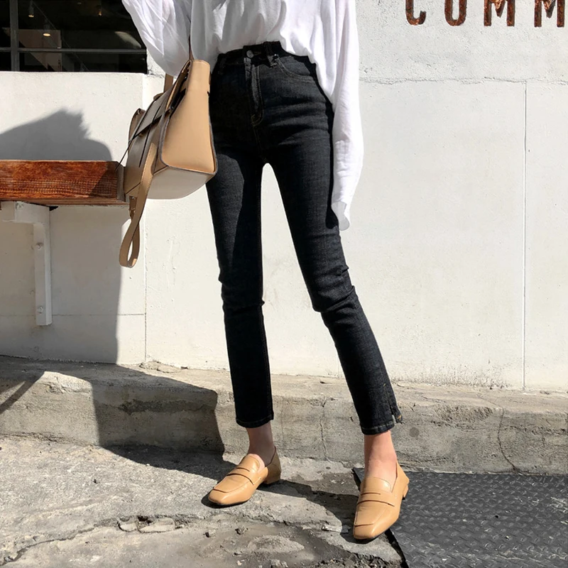 Женские джинсы с разрезом сбоку Mozuleva черные повседневные Стрейчевые высокой