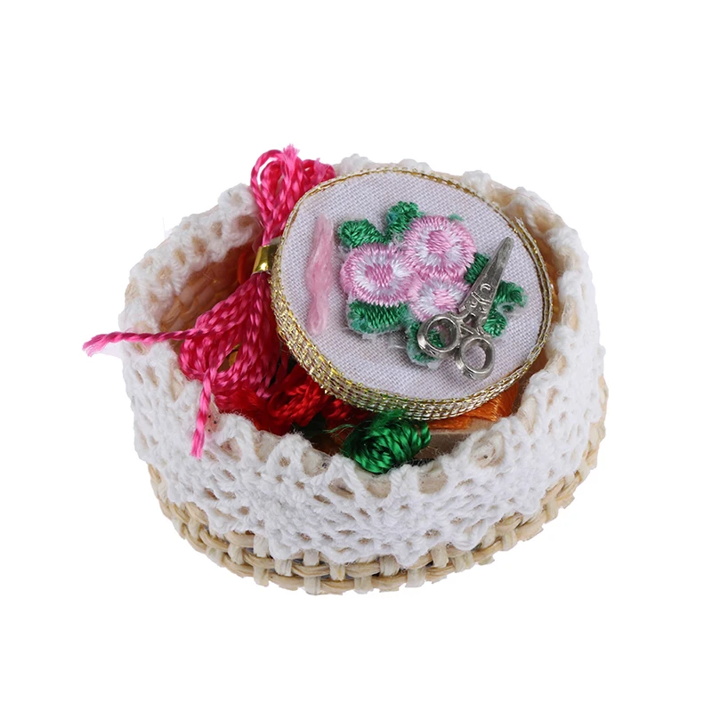 Винтажная миниатюрная швейная коробка для кукольного домика 1/12 шкала