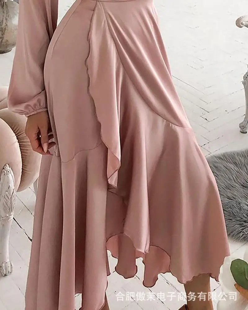 

New women's pink ruffled shirt dress