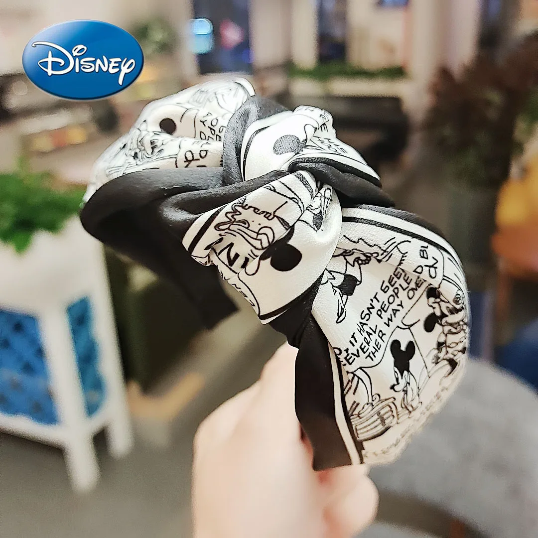 

Disney Mickey Mouse Minnie Hair Band Wild Girl Fresh Hair Accessories Out To Take Pictures Cosplay