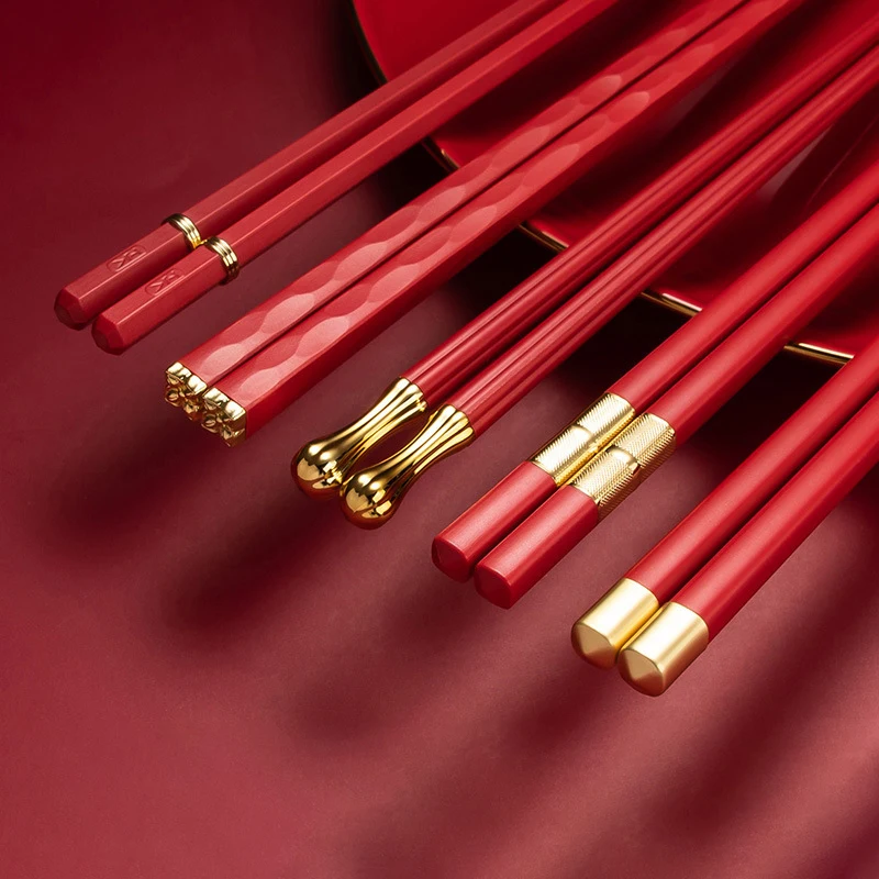 

5 Pairs Japanese Chinese Chopsticks Sushi Sticks Reusable Metal Korean Chopsticks Set Healthy Alloy Tableware Palillos Chinos