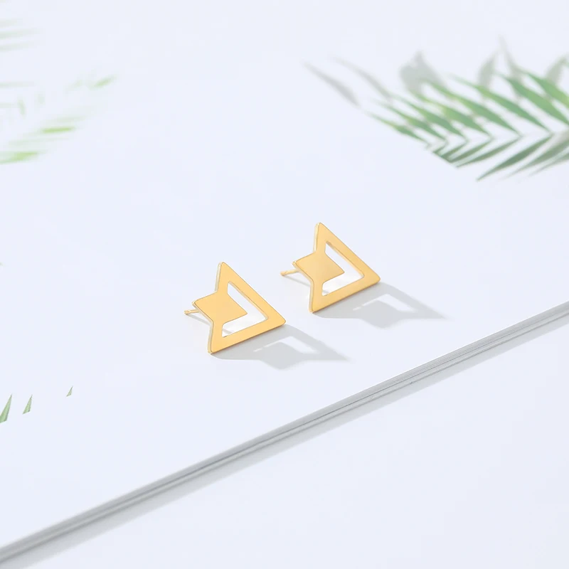 Модные ювелирные изделия милые треугольные серьги-гвоздики для женщин