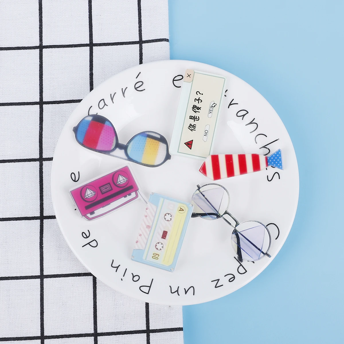 Милые Мультяшные акриловые Значки для радиооочков 1 шт. 3D значки булавка на брошь