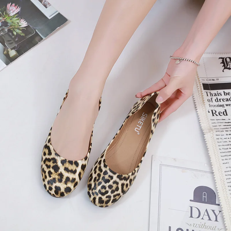 

Round Toe Shoes Woman Comfortable And Elegant Female Footwear Modis Casual Sneaker Dress Summer 2021 Big Size Leopard New Leisur