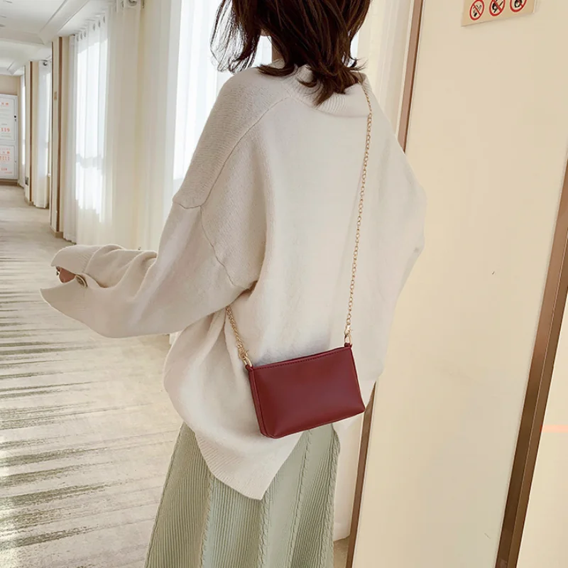 

Spring And Autumn High-grade Women Fashion Wine Red Contracted Design Soft Texture Casual Chain Shoulder Bag