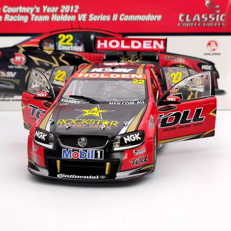 Классические модели в масштабе 1:18 для гоночной команды Джеймса Кортни 2012 Holden VE