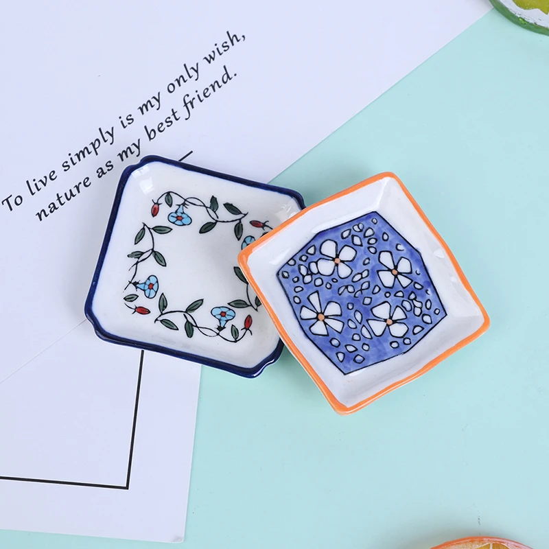 

5CM Dollhouse Mini Ceramics Plates Trays Kitchen Toy Doll Food Dishes Tableware
