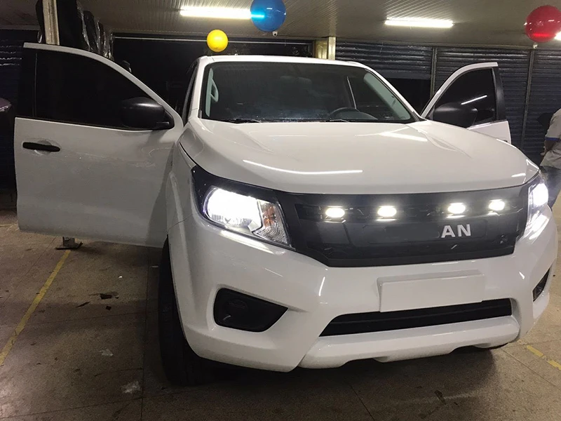 

For NAVARA NP300 D23 2015 2016 2017 2018 Front Racing Radiator Grills Grille Matte Black Abs Mask LED Grille Fit