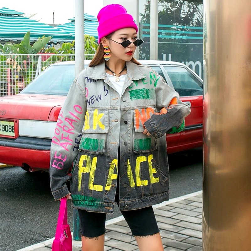 

Vefadisa Graffiti Letter Print Denim Jacket Women 2020 Autumn All-match Denim Coat Streetwear Long Sleeve Jacket Loose QYF4088