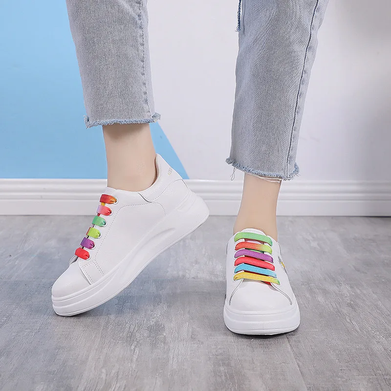 Autumn And Winter Fashion The New Casual Daisy Lace-Up Round Toe Women Shoes Breathable Color Shoelace High Quality Thick Bottom