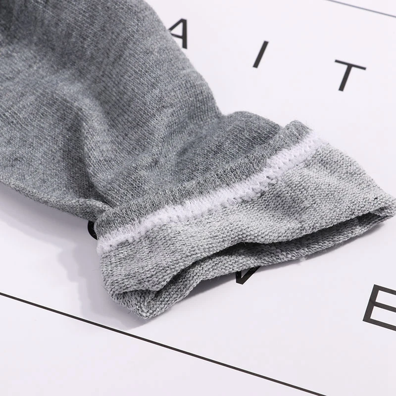 

10 Pairs Women Socks Breathable Sports Socks Solid Color Boat Socks Set Comfortable Cotton Soft Ankle Socks Pack White Black