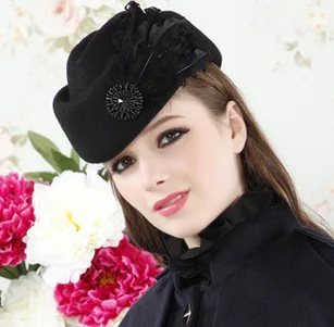 

New Elegant Wool Felt Pillbox Stewardess Air Hostesses Beret Hat Party Base Feather Cap Sweet Fedoras Cap Ladies Pillbox Hats