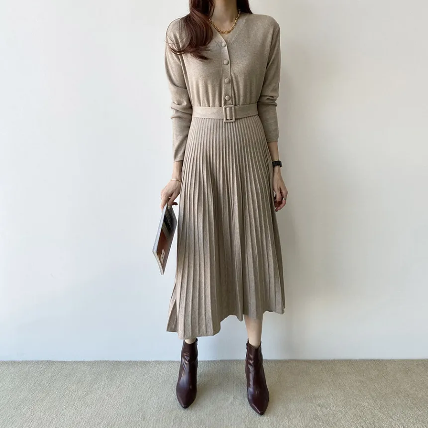 

Autumn Winter Women Dresses Fashion Long Sleeve V Neck Front Buttons Sashes Pleated Long Dress Office Work Wear Sweater Dress