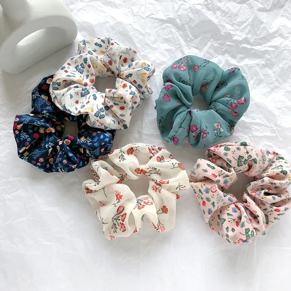 

2021 New Korean Version Girl Flower Large Intestine Scrunchies Star Hair Rope Rings Retro Head Flower Fashion for Gifts Parties