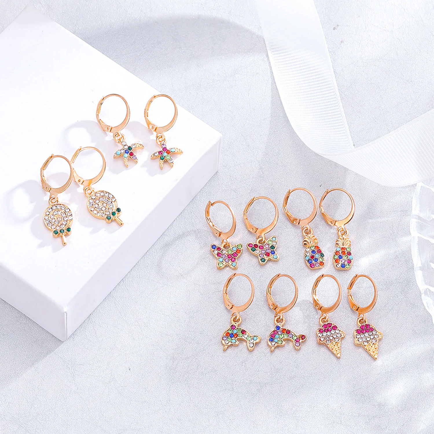 

1PRS Fashion Cute Gold Butterfly Rainbow Crystals CZ Small Loops Drop Dangle Earrings for Girls Women Birthday Christmas Gifts