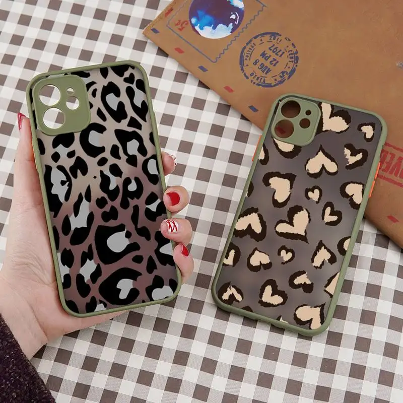 

Leopard Fashion print Aesthetics Phone Case For iPhone 12 11 Mini Pro XR XS Max 7 8 Plus X Matte transparent Back Cover