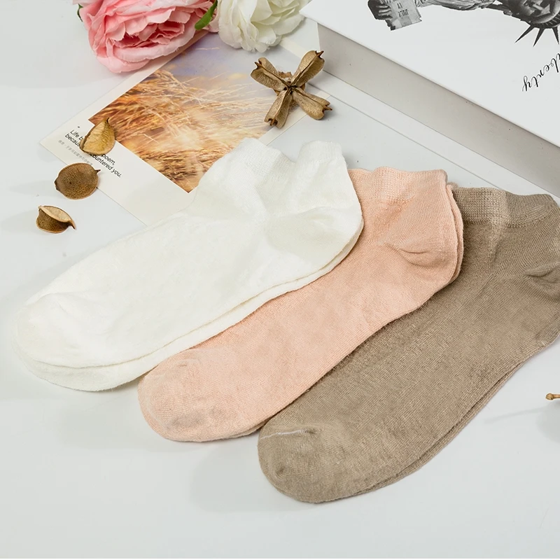 

2pcs/lot high quality linen spandex socks for girls solid simple ankle socks breathable ladies boat socks home socks A220