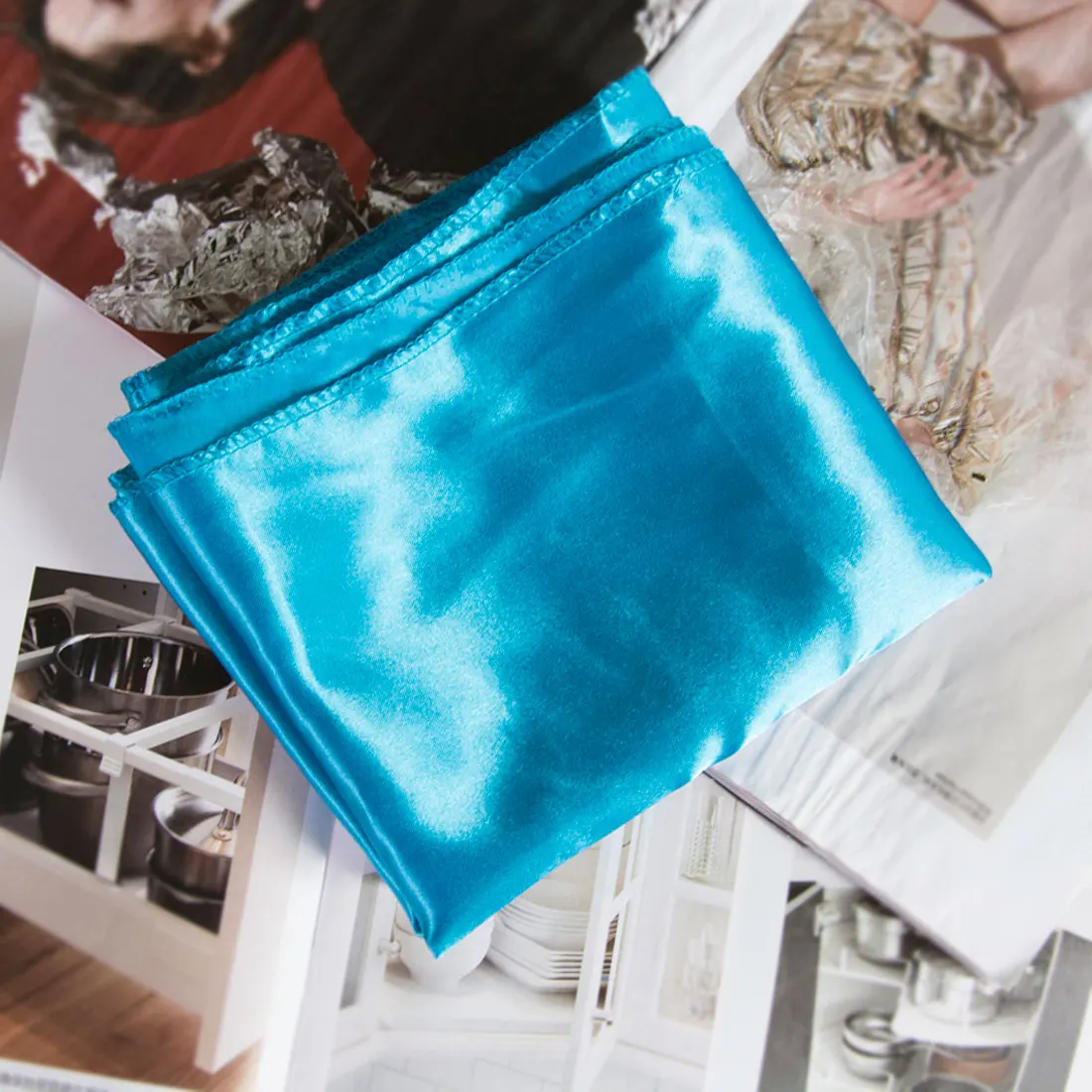 

1pcs Solid Color Satin Tablecloth Table Cover Overlay For Birthday Wedding Banquet Restaurant Festival Party Supply 30*275cm