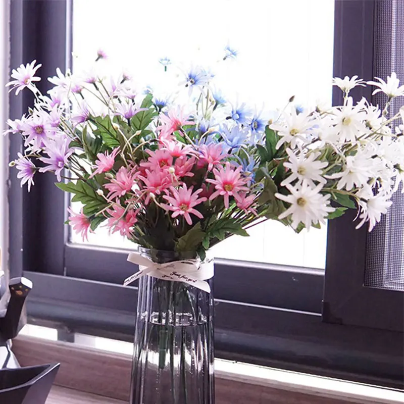 

Small Daisies Fake Flowers Pastoral Simulation Flowers Beautiful Artificial Chrysanthemums Holding Flowers Home Decoration