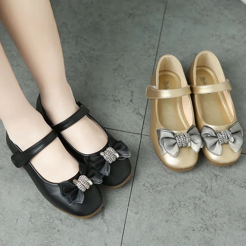 Кожаные туфли для девочек новинка весны 2020 Детские однотонные черного цвета с