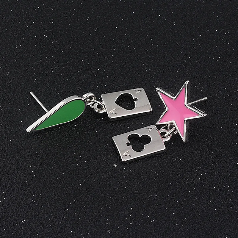 

Anime HUNTER x HUNTER Hisoka Cosplay Earrings Girlfriend birthday gift fans party pentagram playing cards model Trendy Earrings