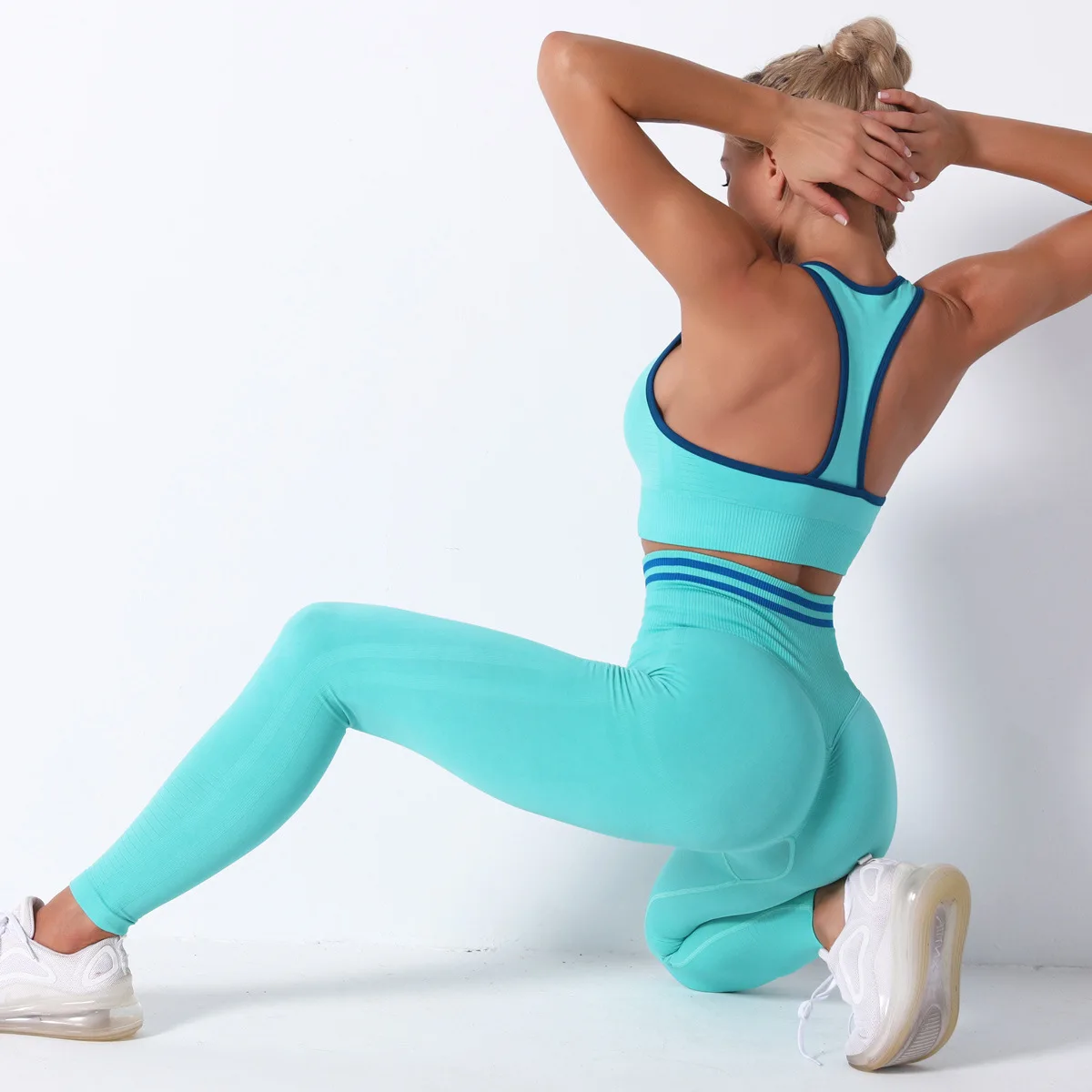 

New Seamless High Elastic Sports Suit Tight Leggings Washed Sexy Fitness Pants Shockproof Running Bra Top Gym Wear Yoga Set