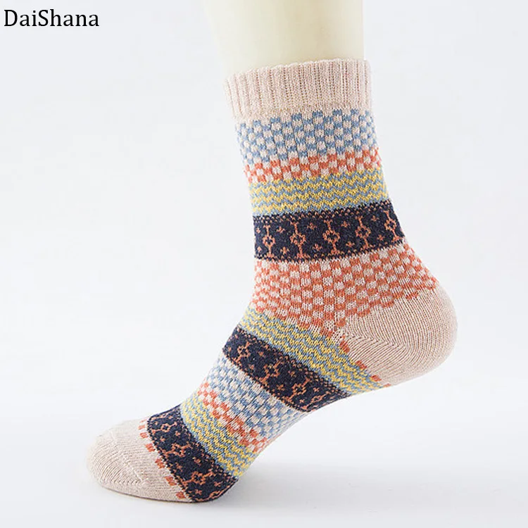 DaiShana/1 пара, повседневные мужские мягкие толстые теплые носки, новые зимние мужские носки, ретро стиль, дышащие рождественские носки, цветные носки, подарок