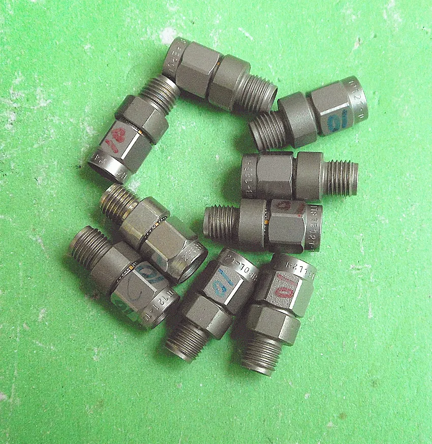 

1 шт. RADIALL 2 Вт 3DB 6DB 10dB 20DB DC-18GHz SMA коаксиальный аттенюатор