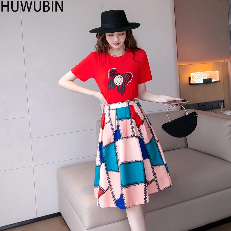 

Женский комплект из 2 предметов, модная Милая футболка с круглым вырезом и разноцветная клетчатая юбка с принтом, лето 2021