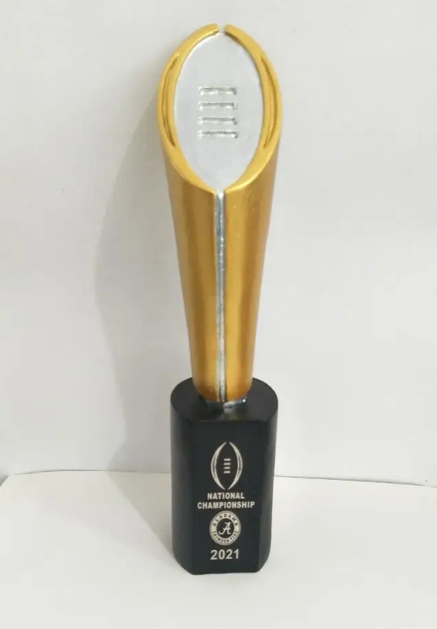 Награда для всех лет и команд национального колледжа по футболу декоративные