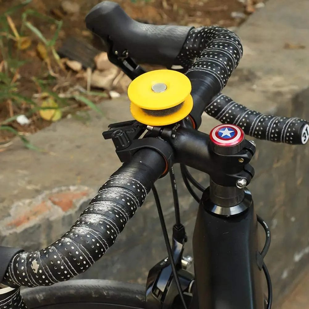 

Bike Bicycle Chain Cleaner Cleaning Scrubber Gear Oiler Roller No Dirty Hands Easy Storage Hain Lubricator for Cycling Bikes