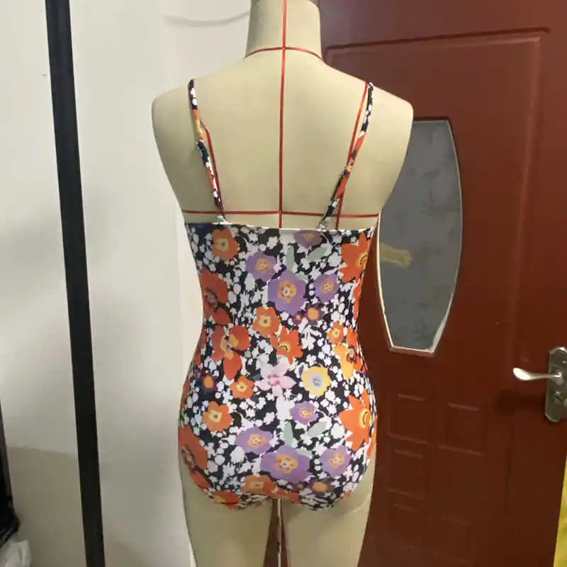 

Sexy Cut Out Monokini Two Piece Swimsuit Women Floral Print Push Up Bikinis Knotted Bathing Suit Swimwear Bodysuit Beach Wear