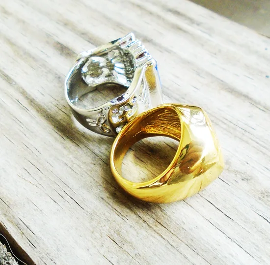 Аниме Черный Батлер курошицзи Себастьян коллекция металлических полых