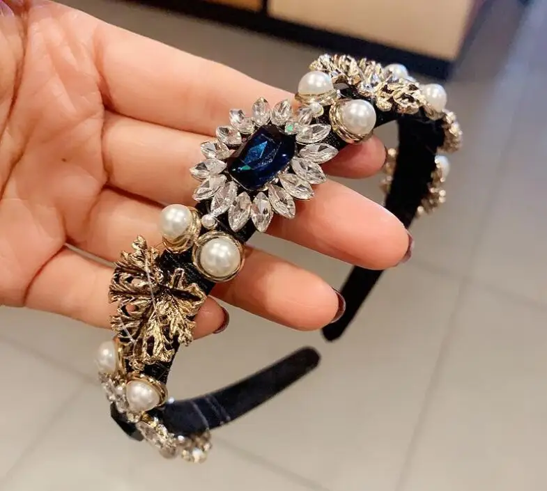 

women Vintage baroque pearl hair hoop hairbands diamond gas field queen headbands