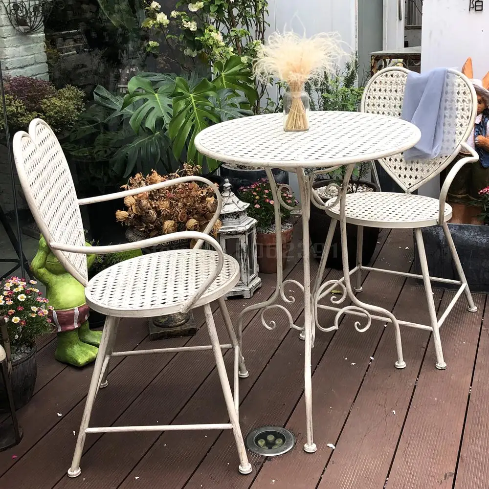  Outdoor garden table and chair three-piece combination wrought iron old art leisure home balcony heart-shaped |