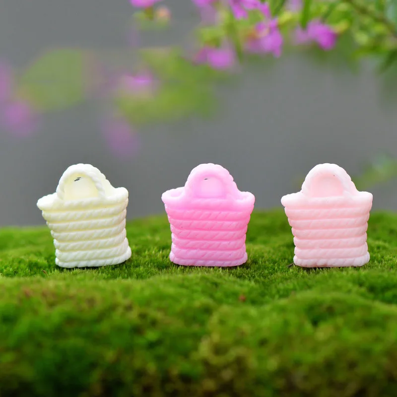 

10PCS Resin Candy Vegetable Basket Fruits Cesta Girl Bag Box Model Small Statue Figurine Ornament Miniatures Garden