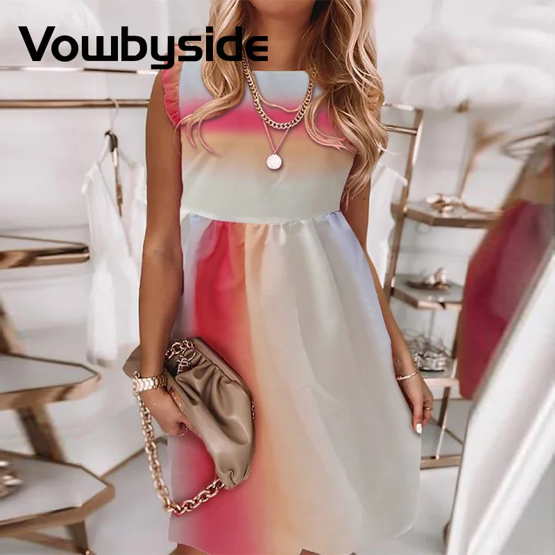 

Повседневное платье с оборками и подолом