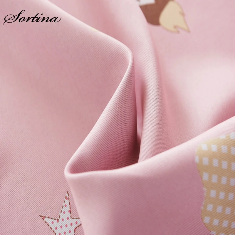 Затемняющие розовые занавески для окон в комнату гардины детской спальни