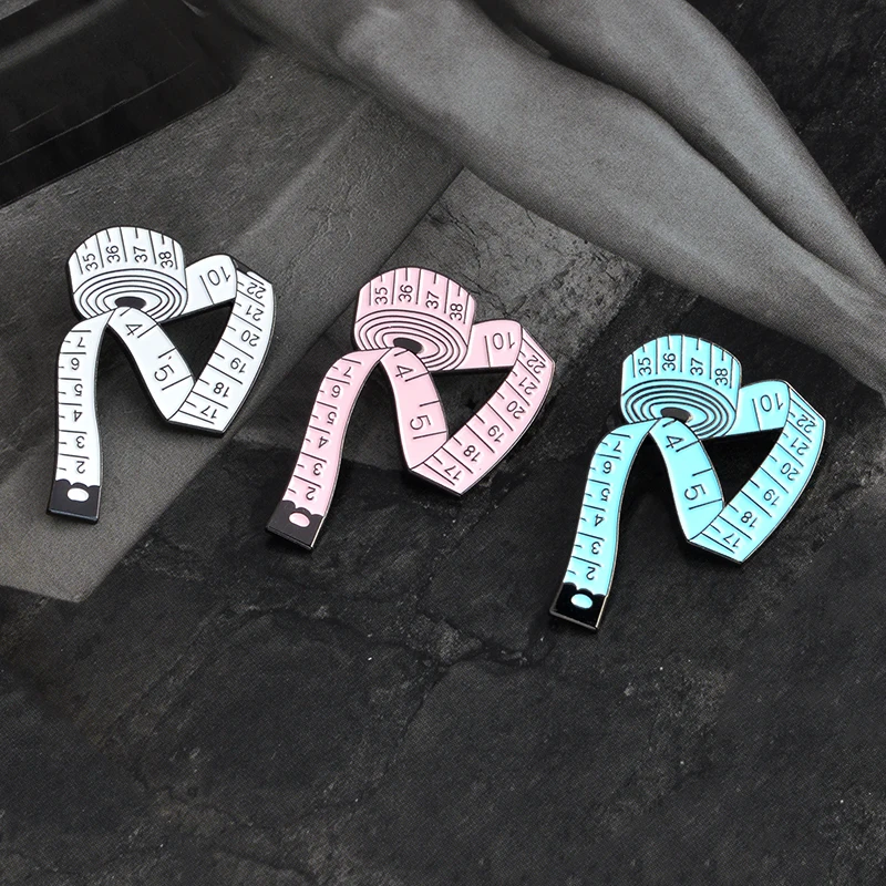 Модный мультяшный значок белая розовая синяя линейка металлическая