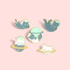 Эмалированные булавки в виде астронавта, кошки, космоса, Вселенной, Мультяшные животные, броши, рюкзаки, булавка на лацкан, милый металлический значок, ювелирные изделия, подарки для друзей