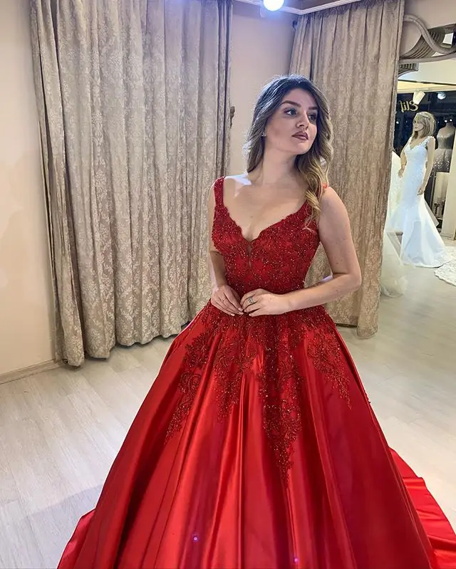 PEORCHID Luxury Princess Wedding Dress Lace Ball Gown 2020 New Short Sleeves  Arabic Vestidos Novia Vintage Bridal Dress