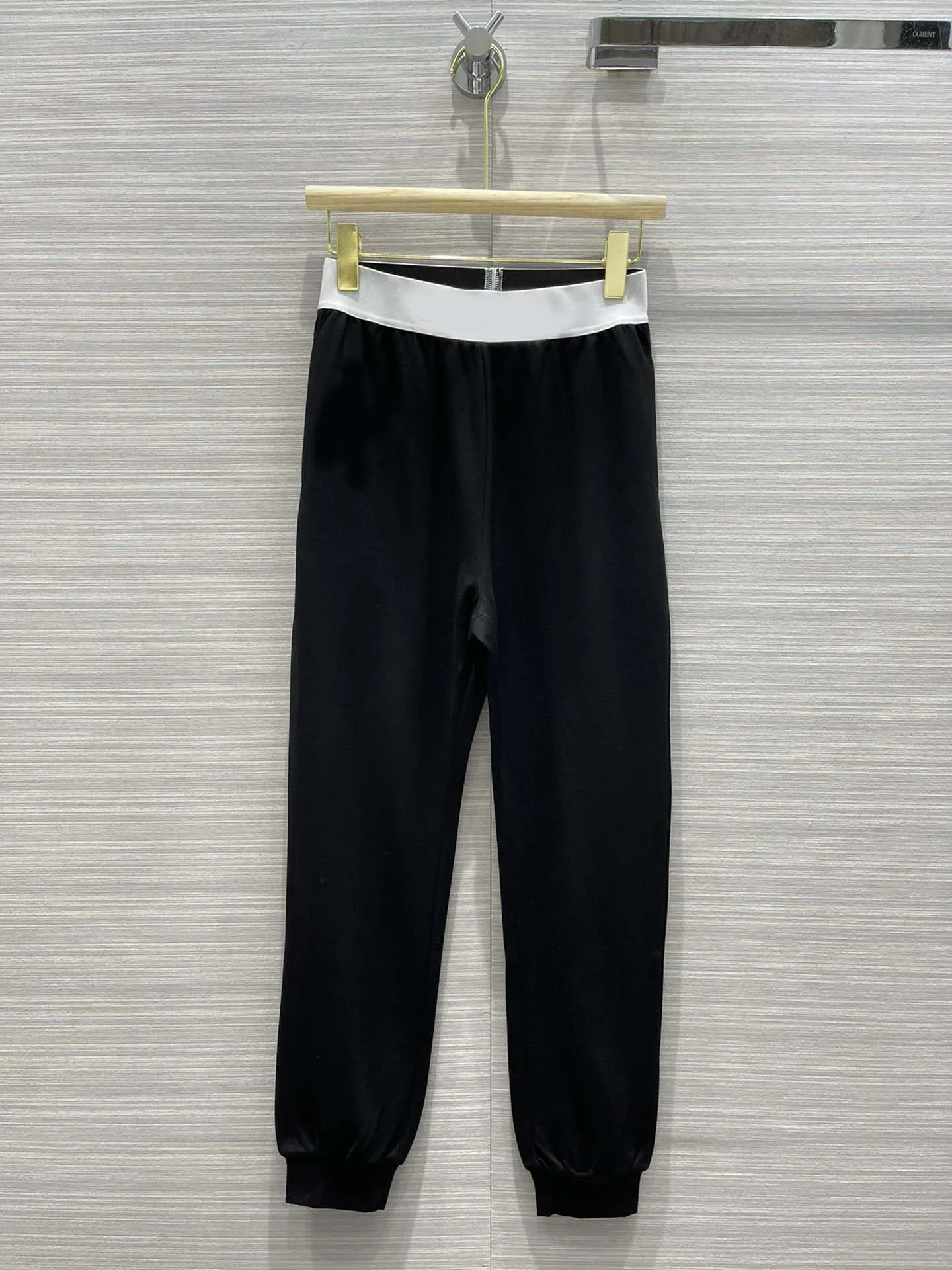 

Simple Style Solid Pants Set for Women Summer New 2021 Luxury Brand Short Sleeve Hooded Short Top with High Waist Straight Pants