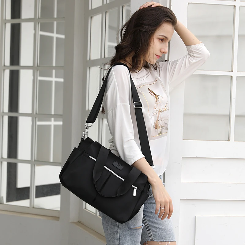 

Fashion Waterproof Women Messenger Shoulder Bag Female Casual Crossbody Shopping Bags High Quality Durable Fabric Travel Bag