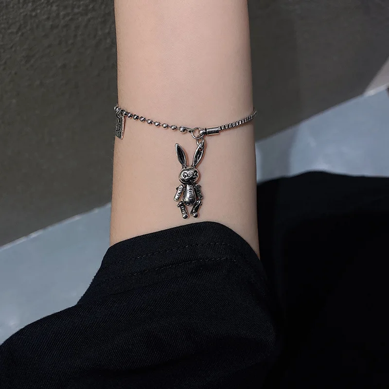 

2021 new product trend fashion simple trend hip hop style cute rabbit personality retro bracelet exquisite gift for women
